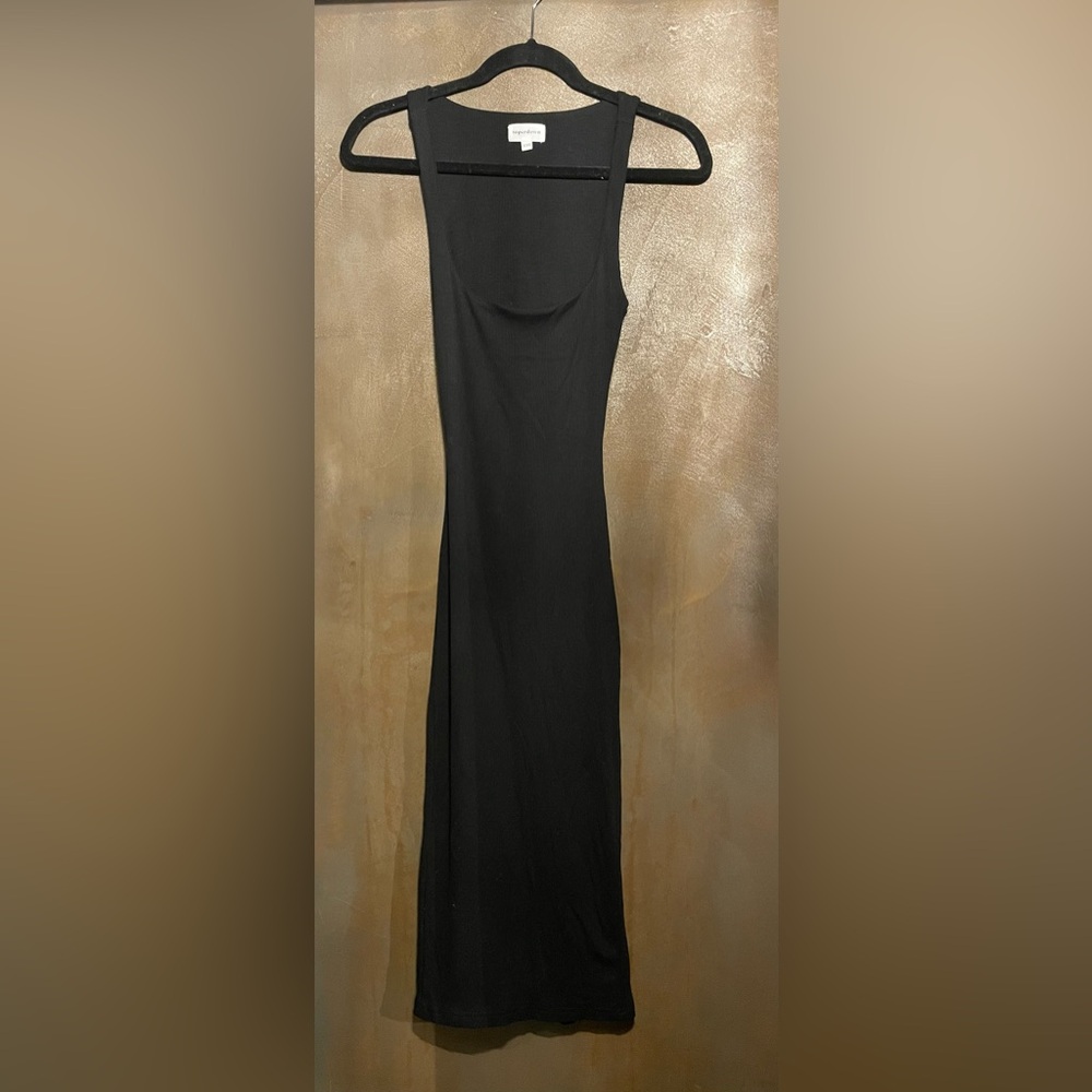 Superdown Classic Black Maxi Dress